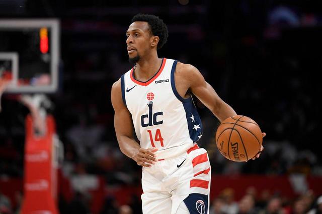 东契奇三双独行侠力克爵士 掘金大胜灰熊4连胜