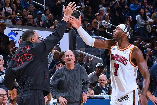 库里17+10康宁汉姆32+6+8 勇士终结活塞5连胜